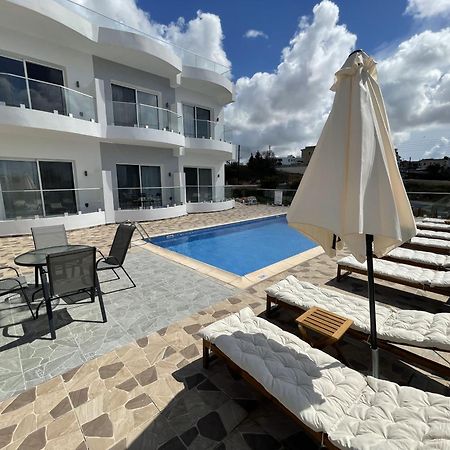 Arf Apartments - With Jacuzzi At The Complex Emba Экстерьер фото