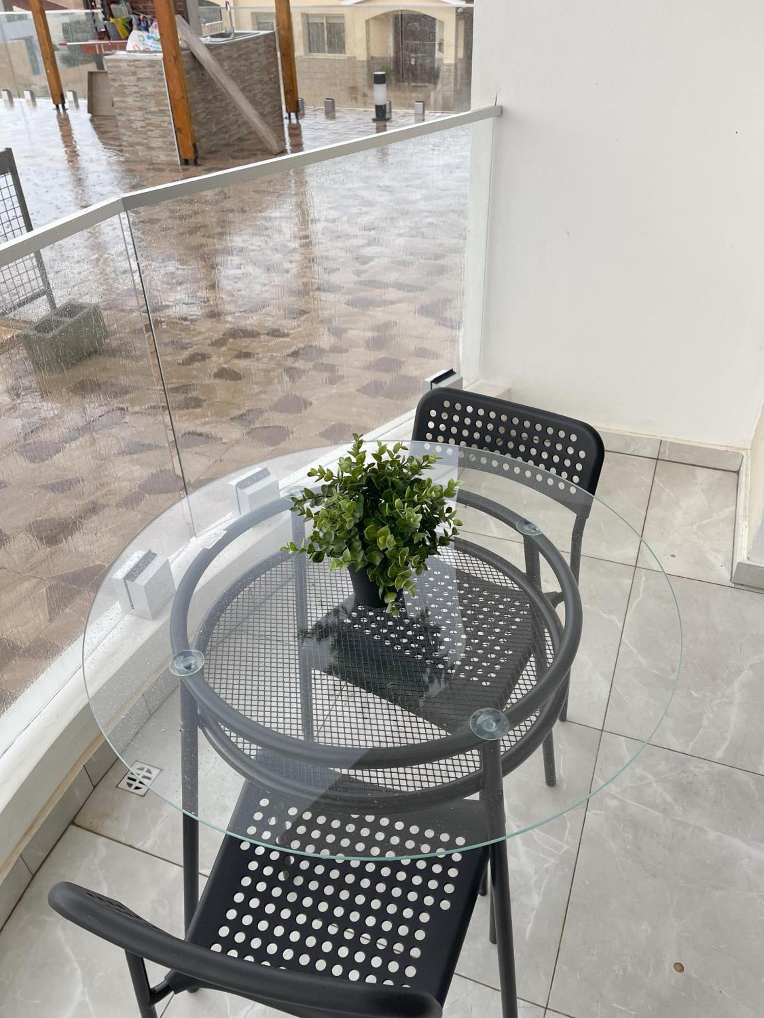 Arf Apartments - With Jacuzzi At The Complex Emba Экстерьер фото