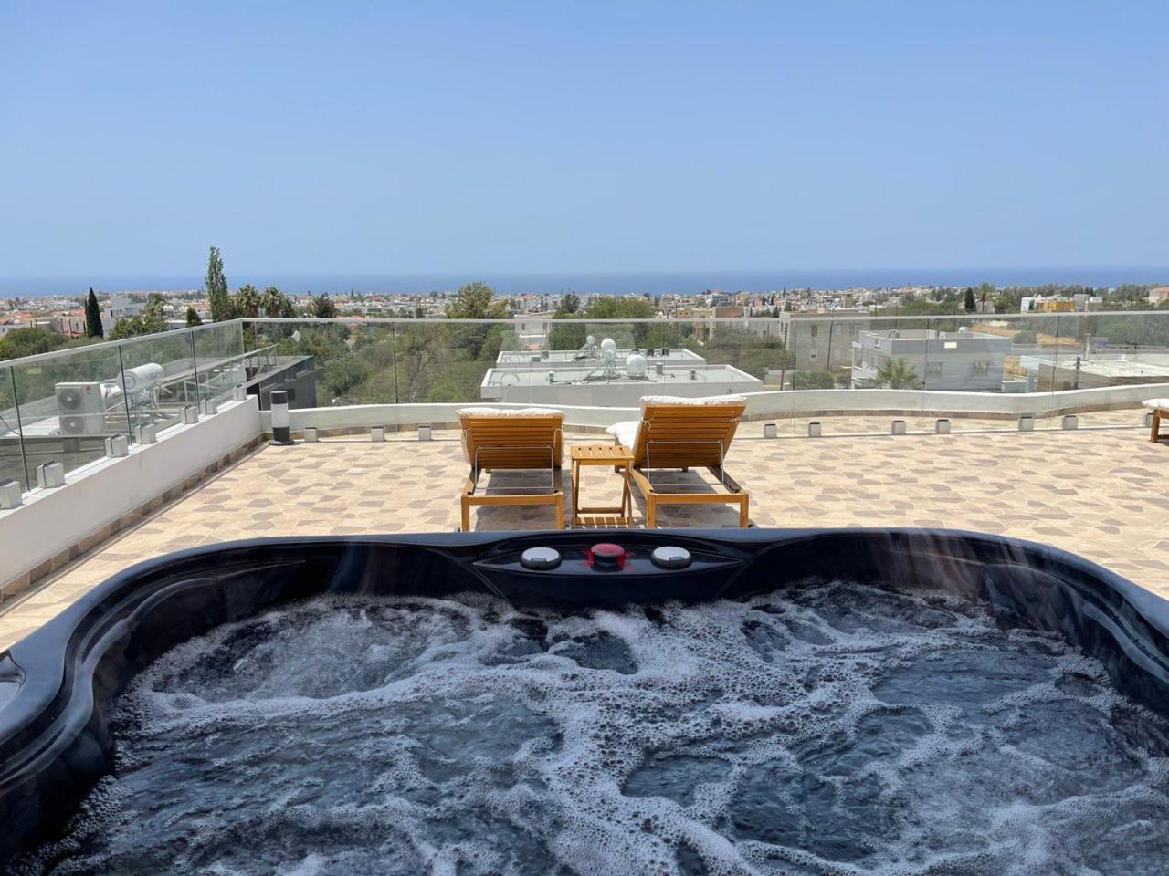 Arf Apartments - With Jacuzzi At The Complex Emba Экстерьер фото